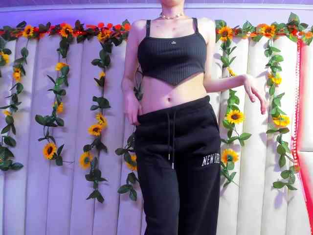 AlisonSweet webcam