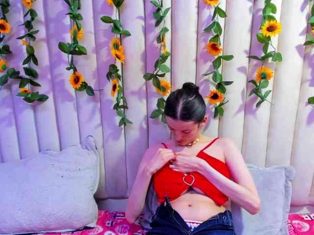 AlisonSweet webcam