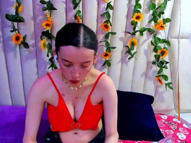 AlisonSweet webcam