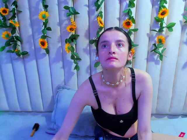 AlisonSweet webcam