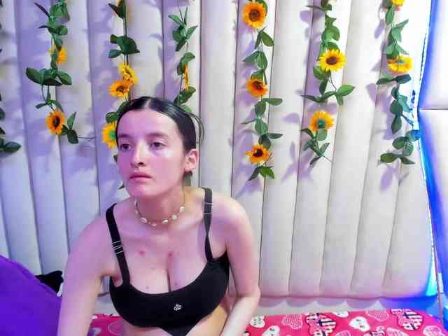 AlisonSweet webcam