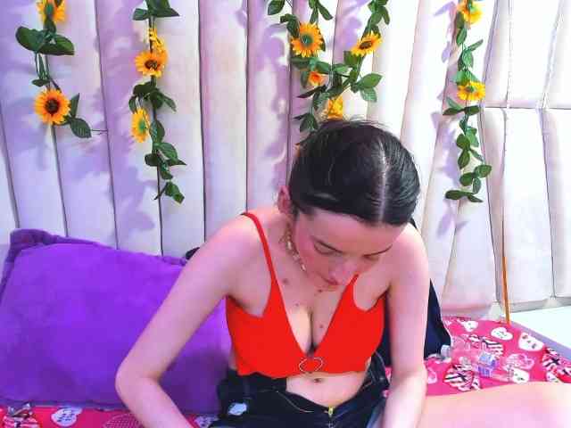 AlisonSweet webcam