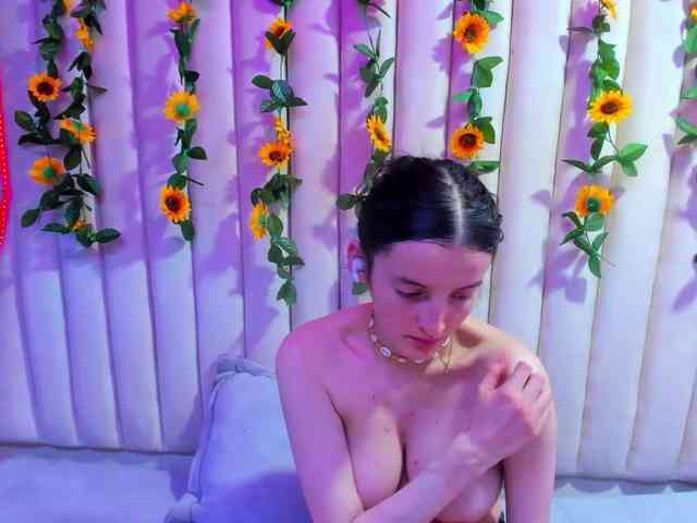 AlisonSweet webcam