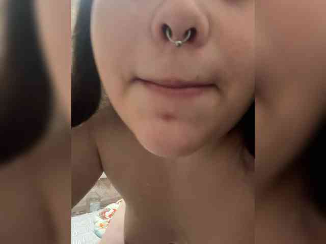 alissh18 webcam
