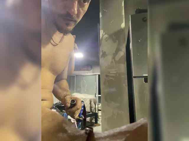 Paul1731 Live Webcam on BongaCams