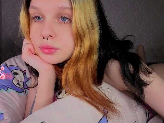 Hi-Kitti live cam profile