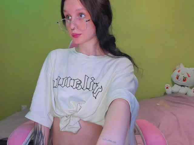 KittiGirl webcam