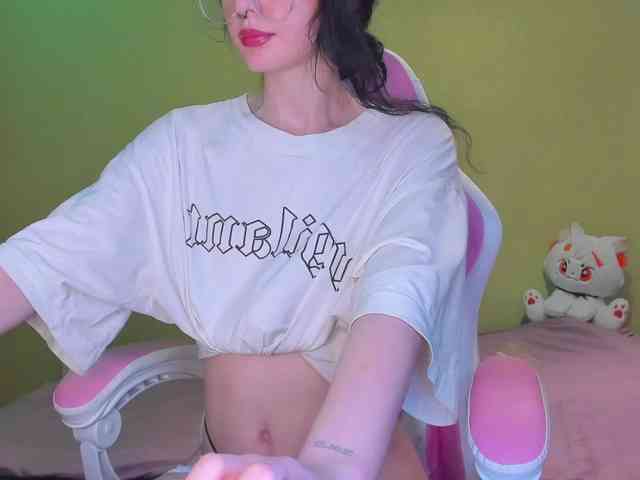 KittiGirl webcam