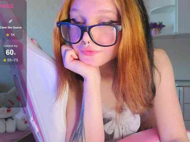 KittiGirl webcam