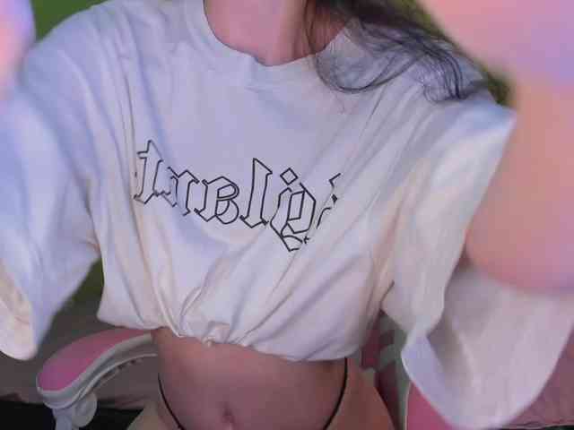 KittiGirl webcam