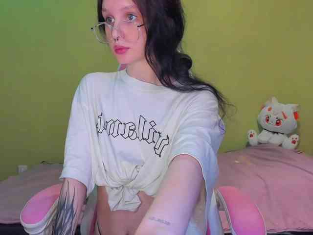 KittiGirl webcam