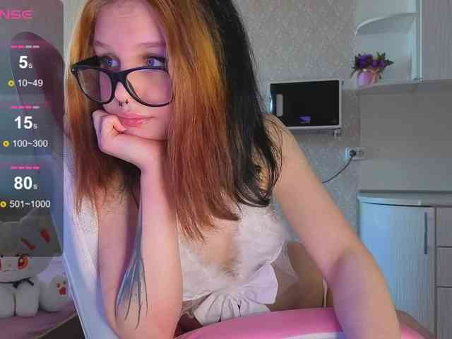 KittiGirl webcam