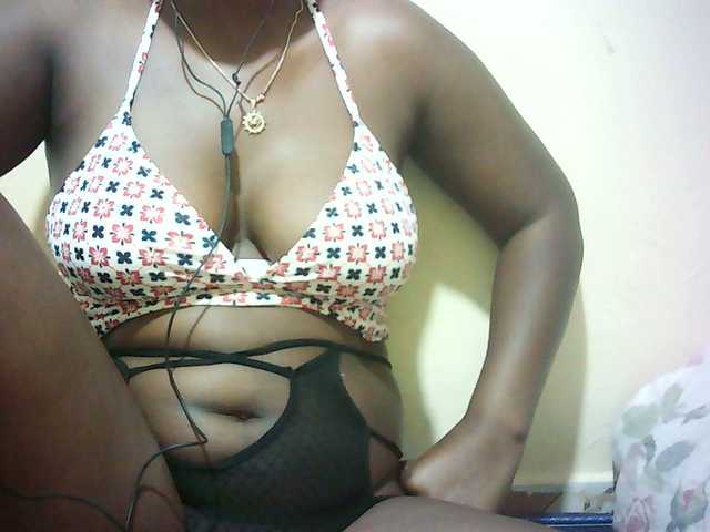 Prettydoll01's BongaCams show and profile