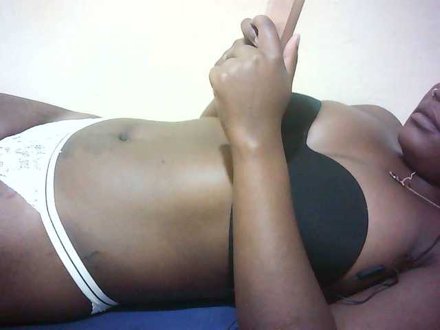 Prettydoll01's BongaCams show and profile