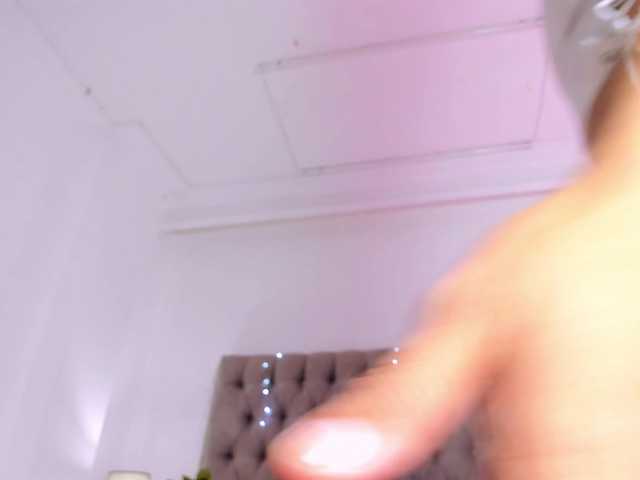 ShainaBonne webcam bongacams model stream image