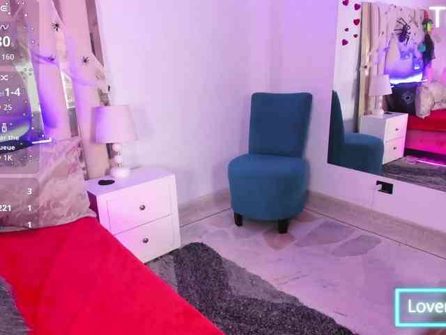 ShainaBonne webcam