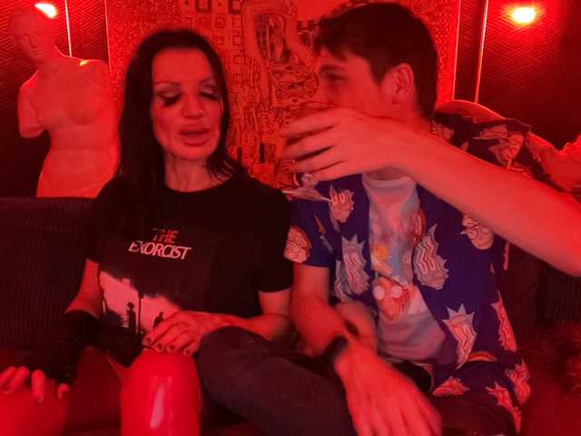 Try Coupleludique, they want to masturbate for you Coupleludique from BongaCams