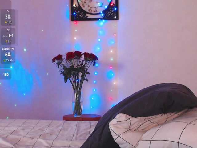 xlilpeach's BongaCams show and profile