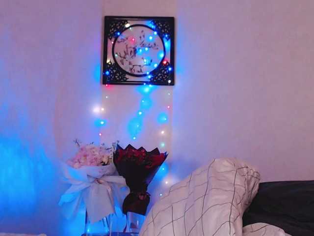 xlilpeach's BongaCams show and profile