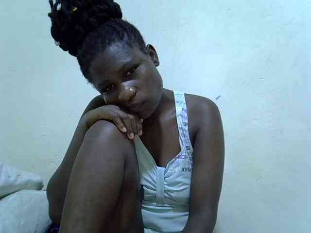 adara-lee webcam