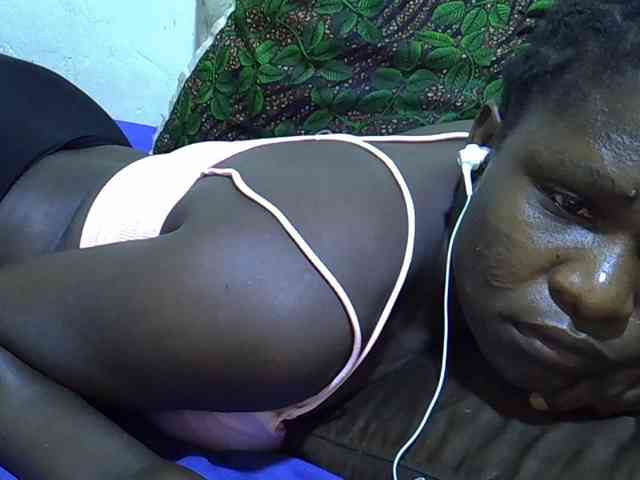 adara-lee webcam