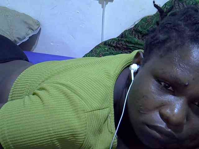 adara-lee webcam