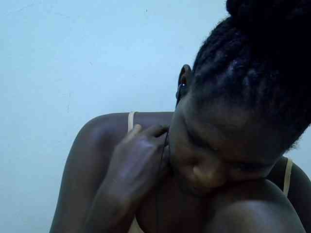adara-lee webcam