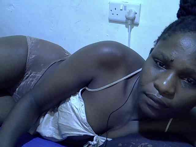 adara-lee webcam