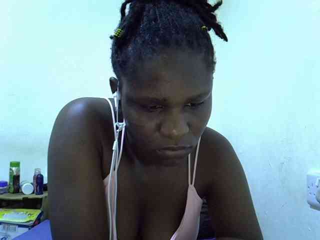 adara-lee webcam