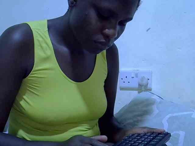adara-lee webcam