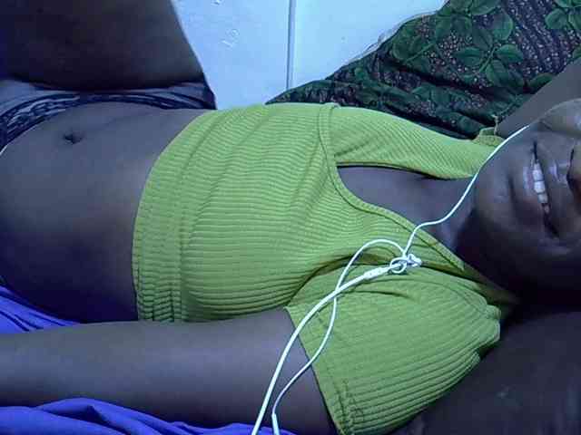 adara-lee webcam