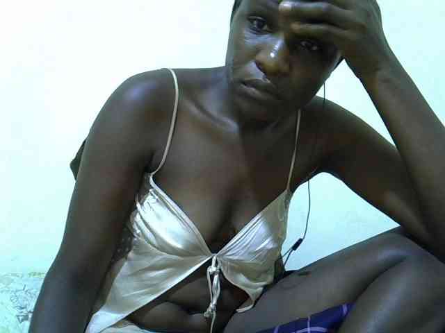 adara-lee webcam