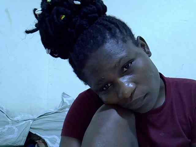 adara-lee webcam