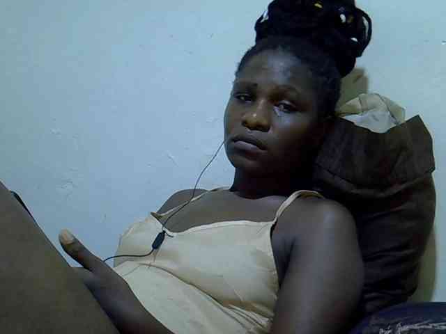 adara-lee webcam
