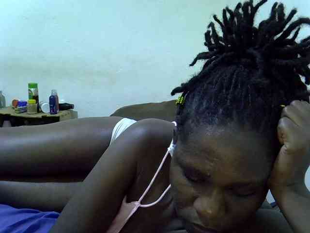 adara-lee webcam