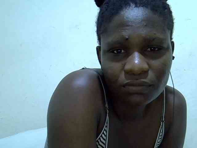 adara-lee webcam