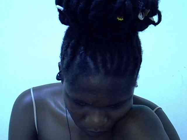 adara-lee webcam