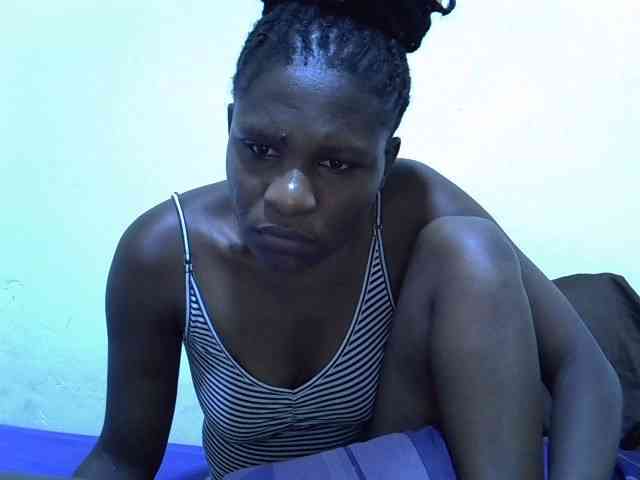 adara-lee webcam