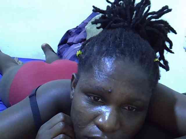 adara-lee webcam