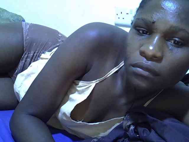 adara-lee webcam