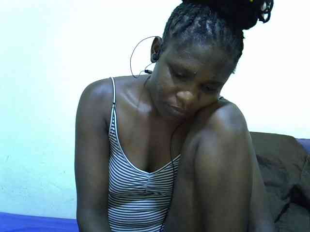 adara-lee webcam