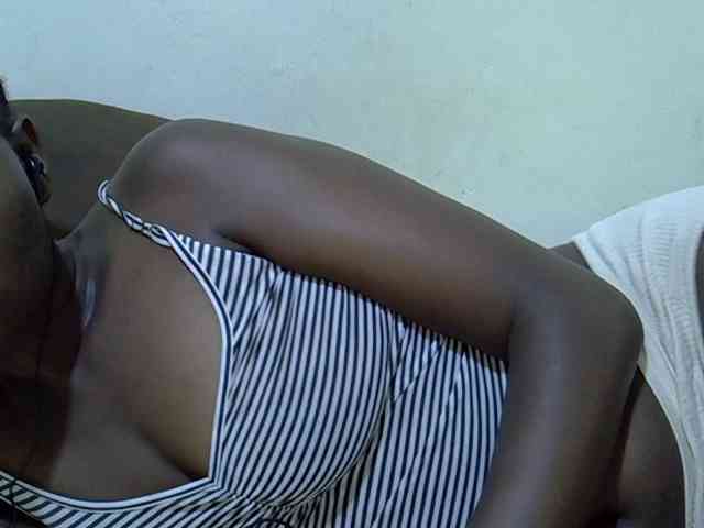 adara-lee webcam