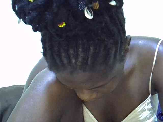 adara-lee webcam