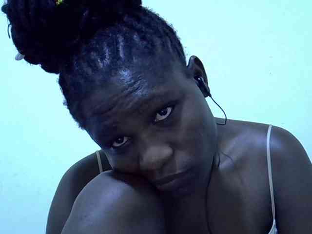 adara-lee webcam