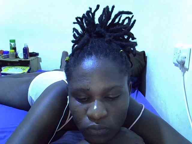 adara-lee webcam