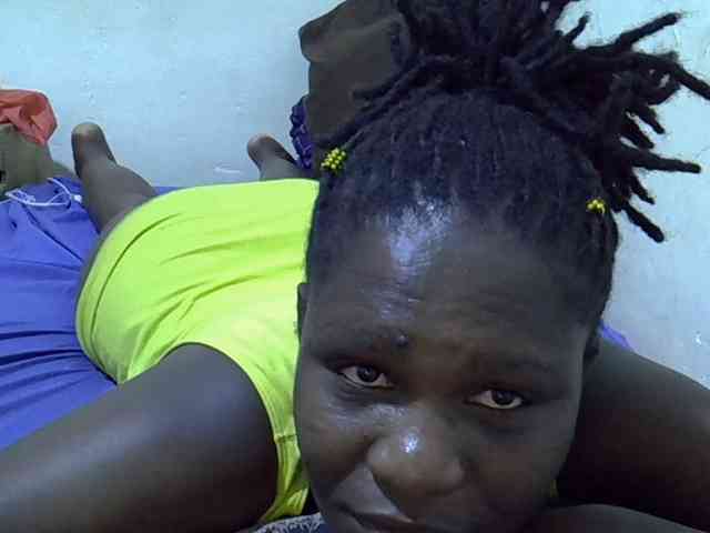 adara-lee webcam