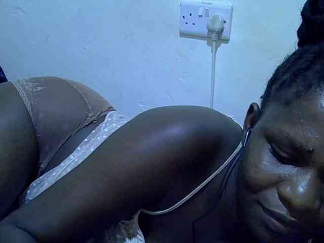 adara-lee webcam