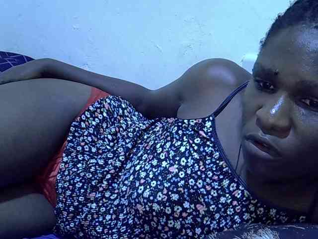adara-lee webcam