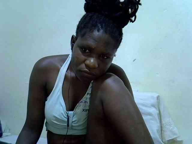 adara-lee webcam
