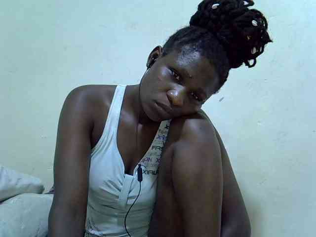 adara-lee webcam